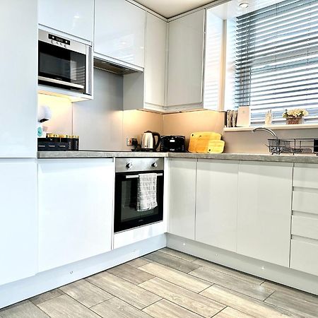 Апартаменты Stylish Studio With Sea Views Брайтонн Экстерьер фото